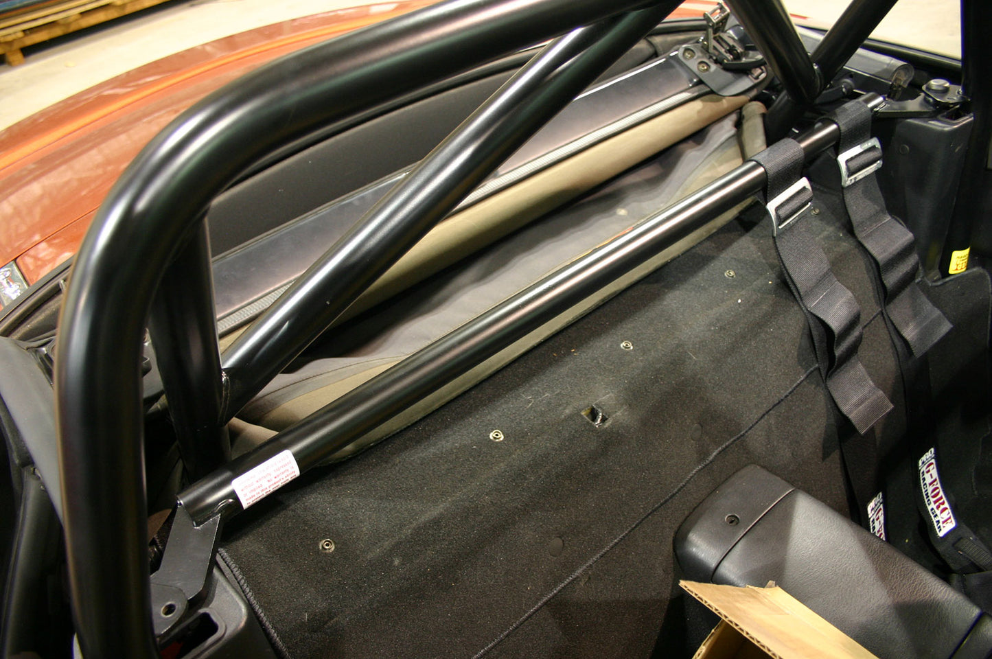 Hard Dog bolt-in harness bar